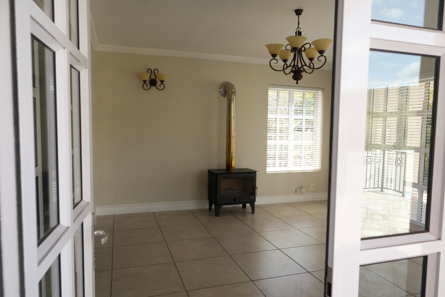 5 Bedroom Property for Sale in Sedgefield Central Western Cape